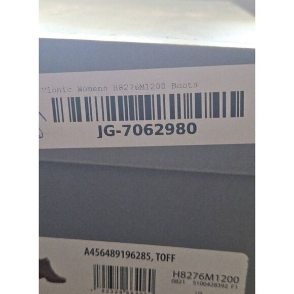 Vionic ladies heeled boot Nwb - Picture 13 of 13